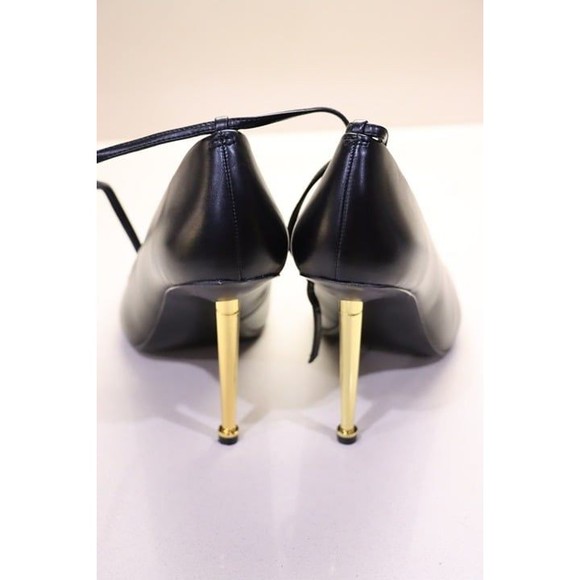 Nine West Women's Trevs Pump 9.5 Sexy Pointed Toe Ankle Strap Black Stiletto - Picture 2 of 5